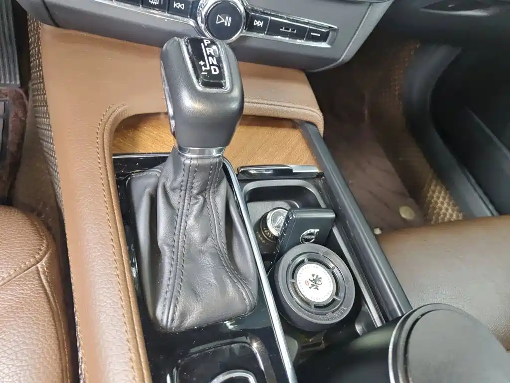 Volvo S90 — миниатюра 7
