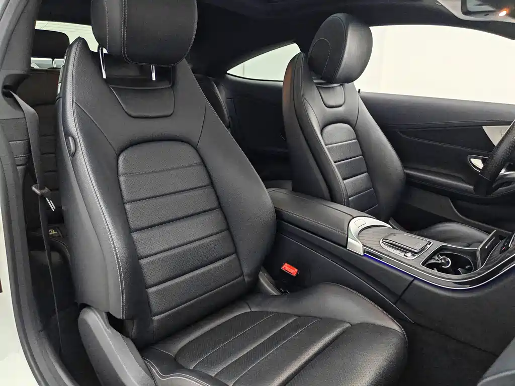Mercedes-Benz C-Class (Import) — миниатюра 10