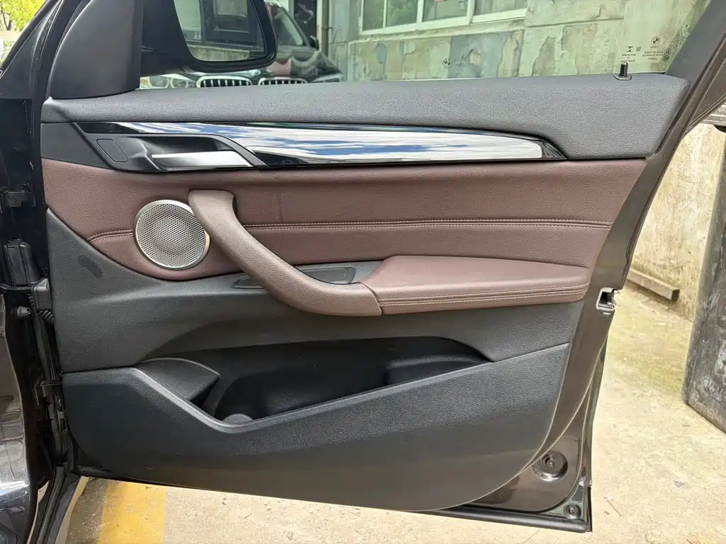 BMW X1 — миниатюра 15