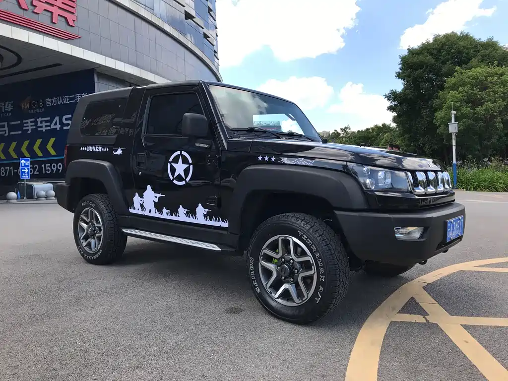 BAIC BJ40 2016 2.3T AT Premium