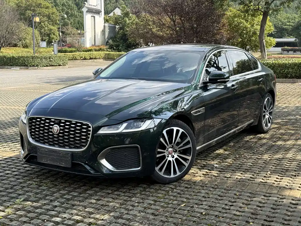 Jaguar XFL 2023 XFL 2.0T P250 Premium Luxury