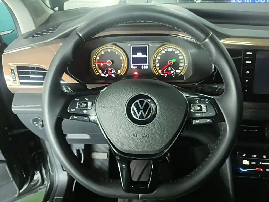 Volkswagen Tharu — миниатюра 11