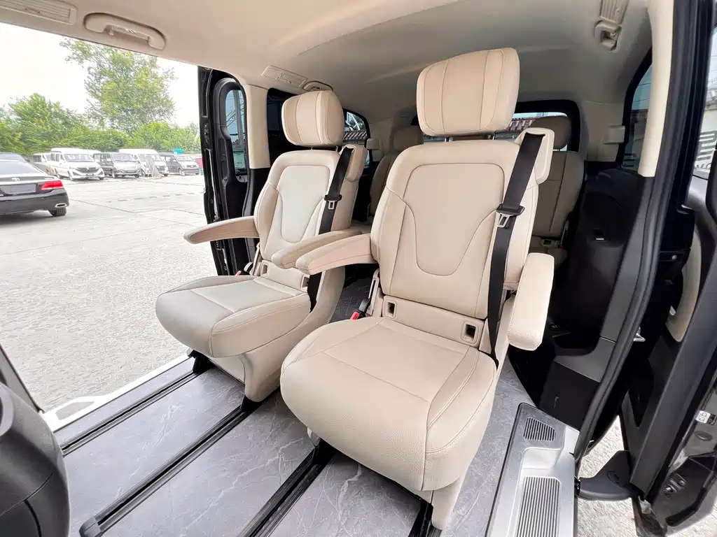 Mercedes-Benz Vito — миниатюра 12