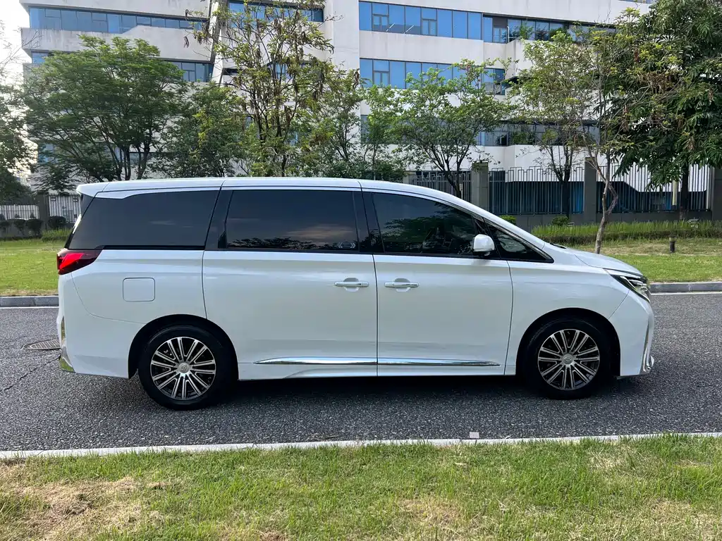 GAC Motor Trumpchi M8 — миниатюра 4