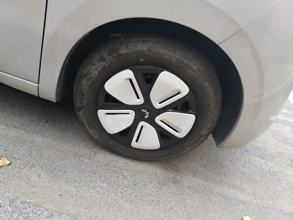 Wuling MINIEV — миниатюра 25