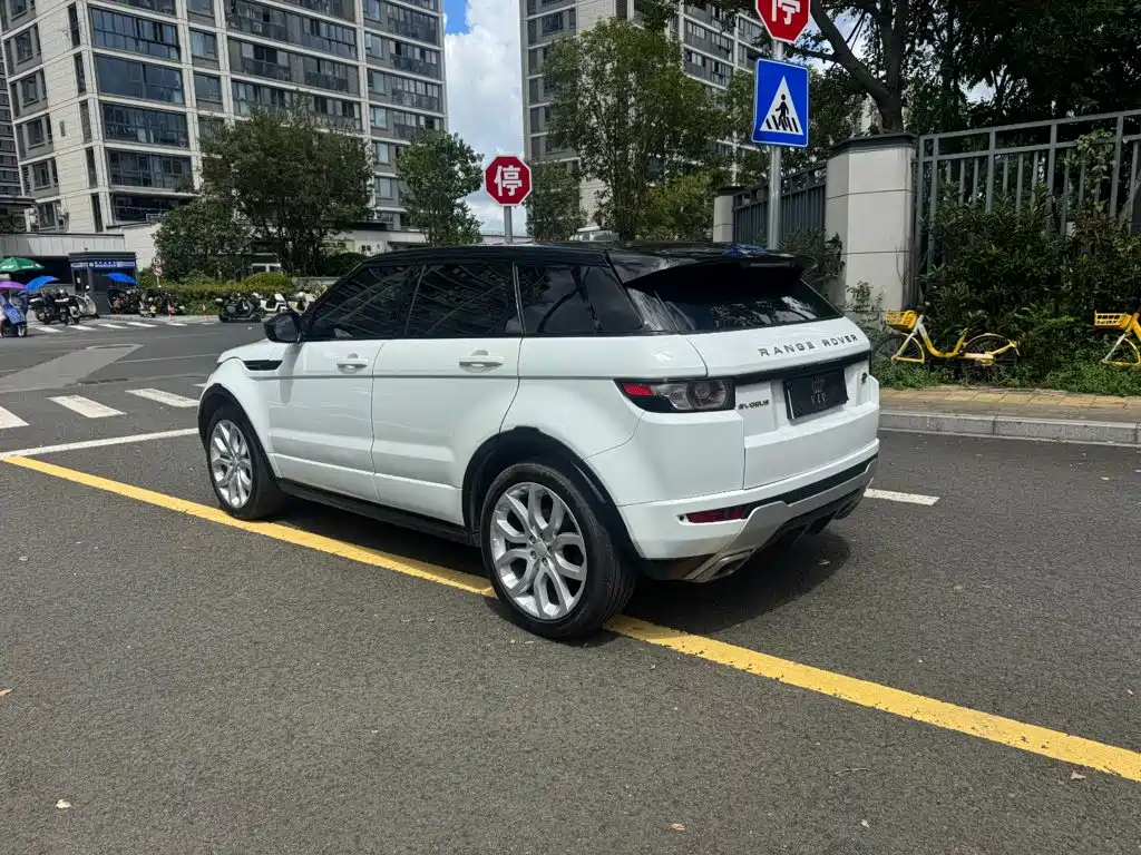 Land Rover Evoque (Import) — миниатюра 4