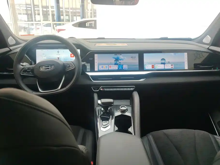 Geely Xingyue L — миниатюра 12