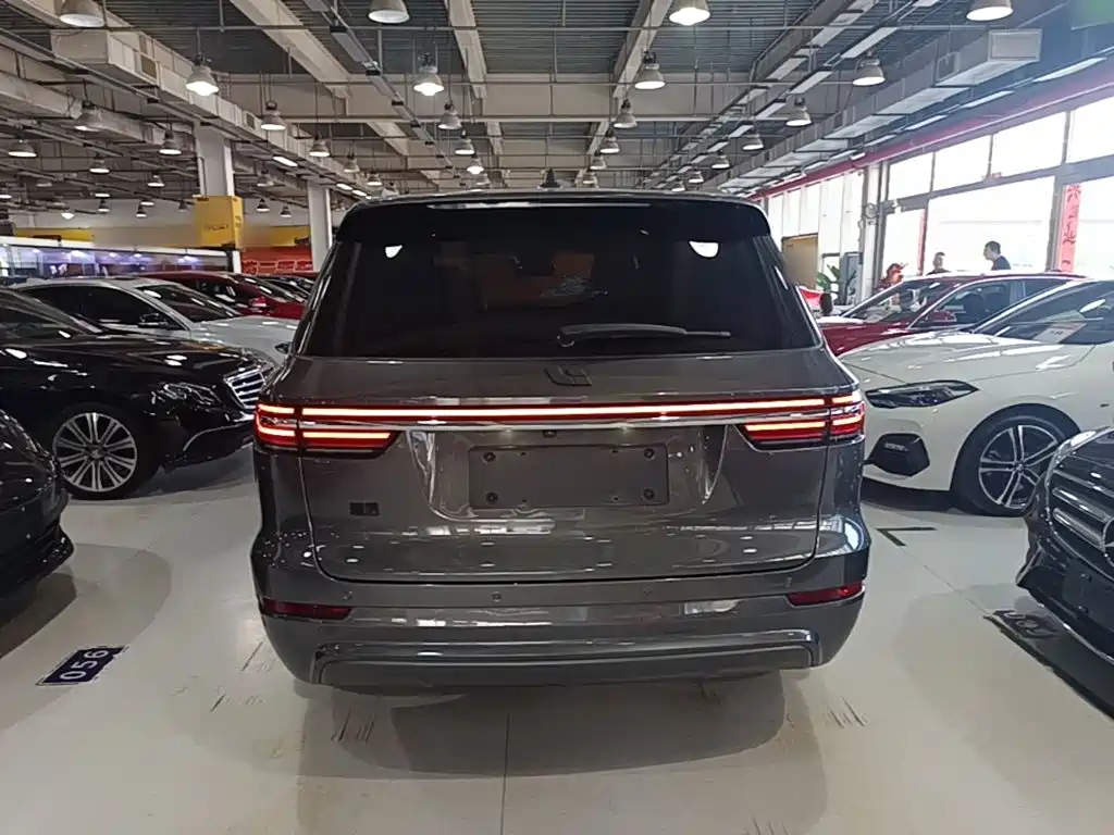 Li Auto Li ONE — миниатюра 6