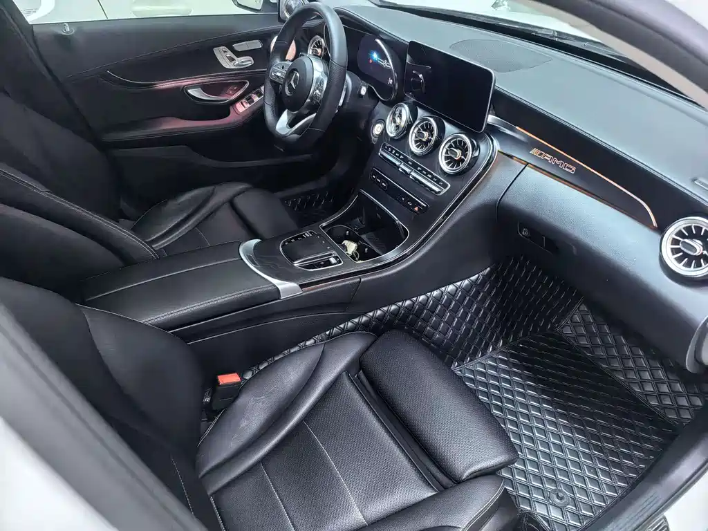 Mercedes-Benz C-Class — миниатюра 7
