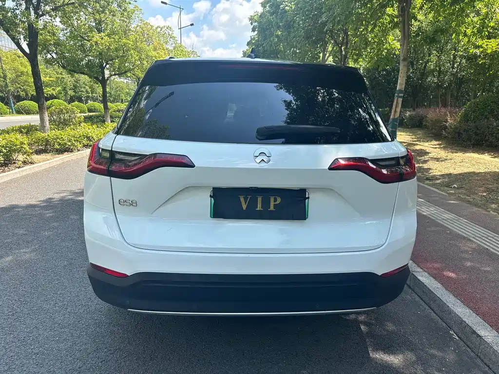 NIO ES8 — миниатюра 8