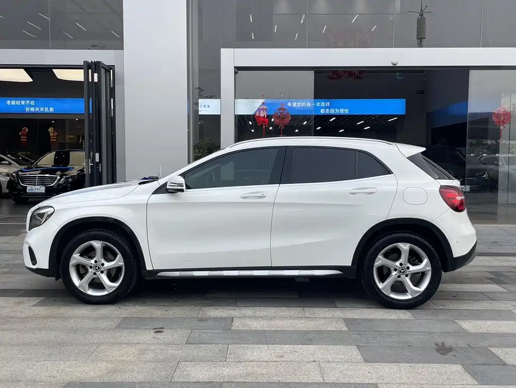 Mercedes-Benz GLA — миниатюра 4
