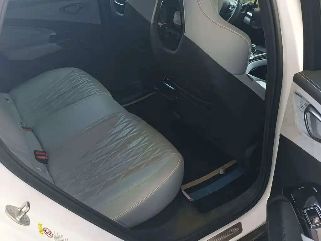 BYD Seal — миниатюра 7