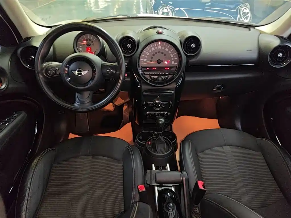 Mini Countryman 2014 1.6T COOPER ALL4 Fun