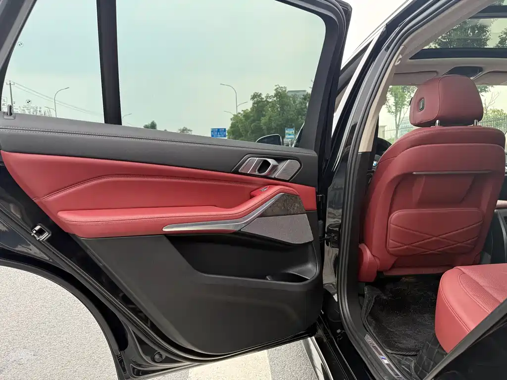 BMW X5 — миниатюра 10