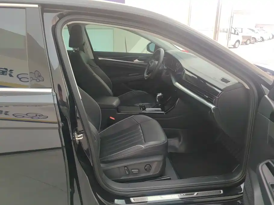 Volkswagen Passat — миниатюра 8