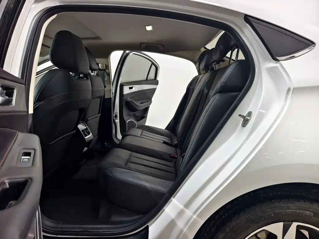 Chery Arrizo 5 PLUS — миниатюра 13