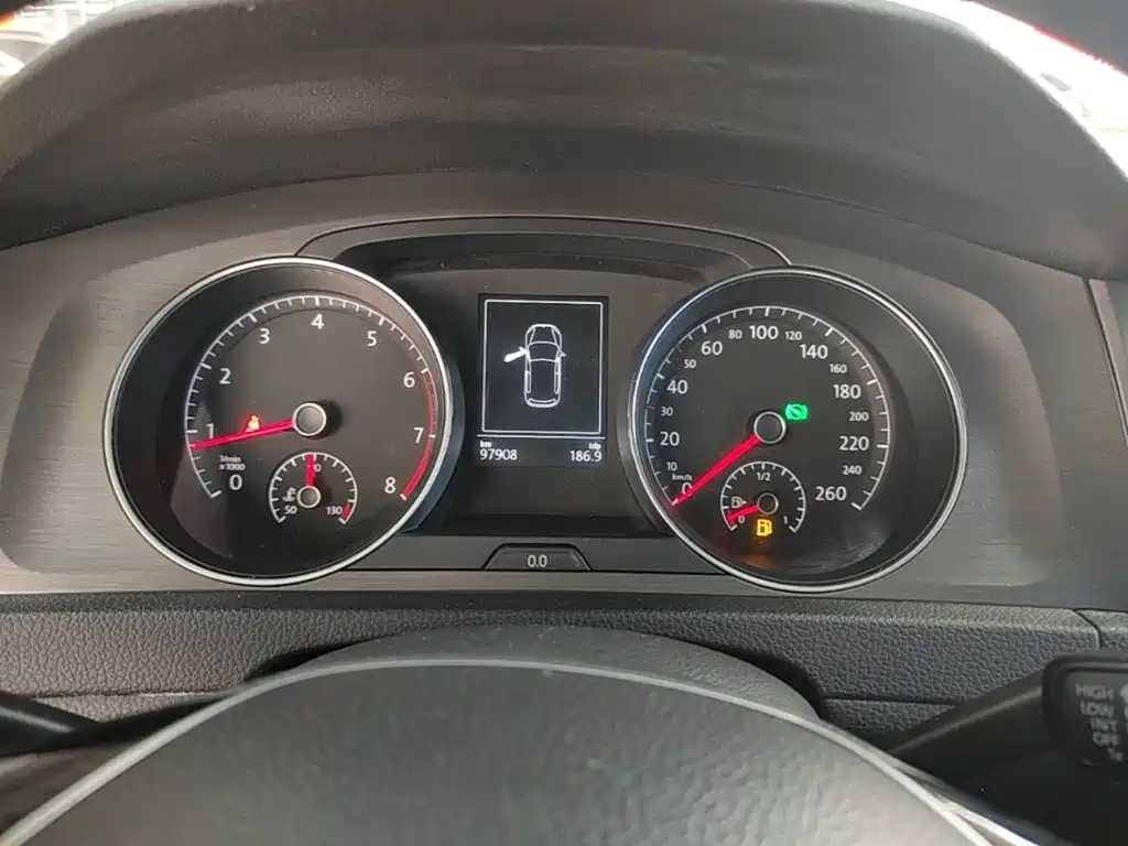 Volkswagen Golf — миниатюра 12