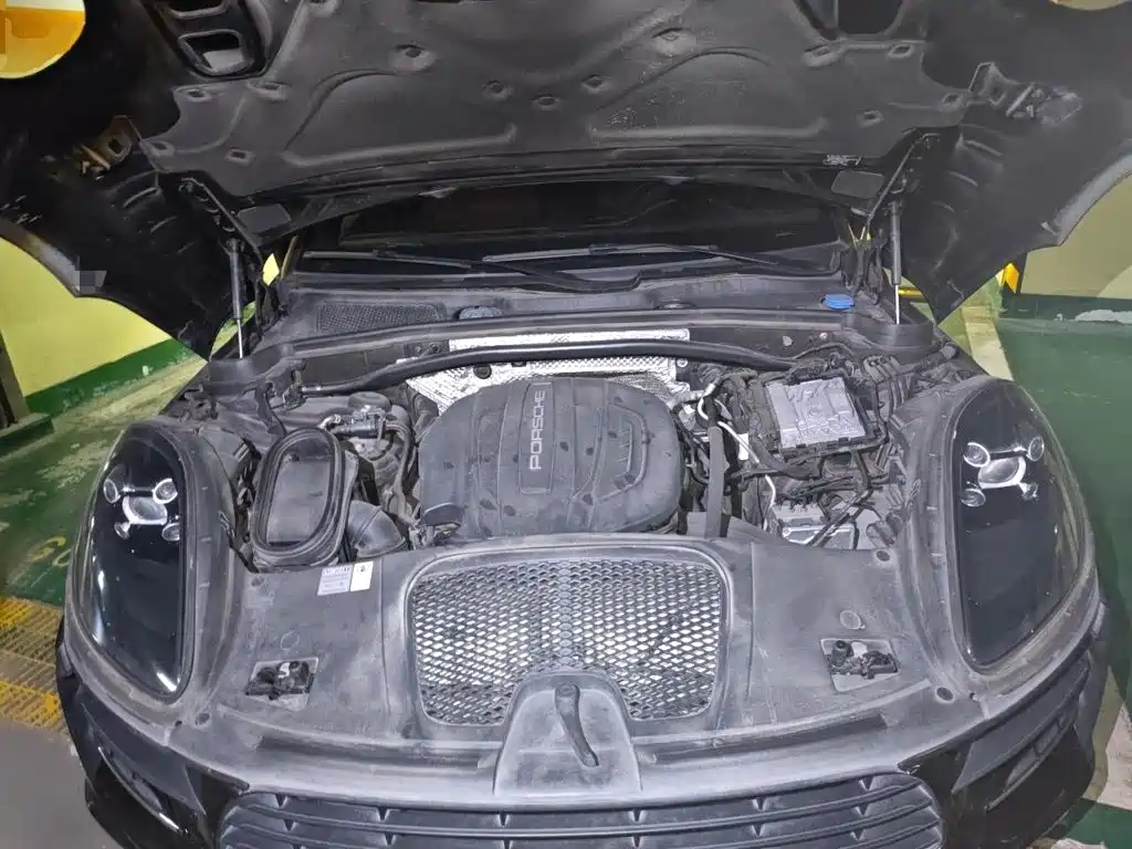 Porsche Macan — миниатюра 21