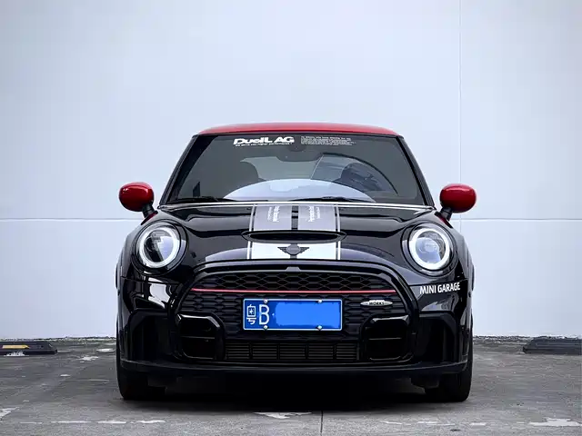 MINI JCW 2023