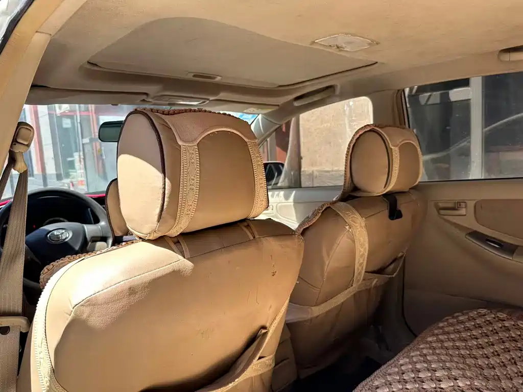 Toyota Corolla — миниатюра 10