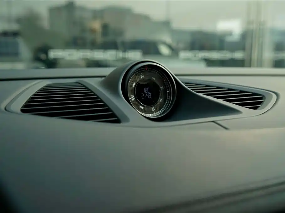 PORSCHE MACAN NEW ENERGY