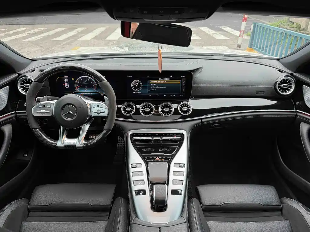 Mercedes-Benz AMG GT — миниатюра 11