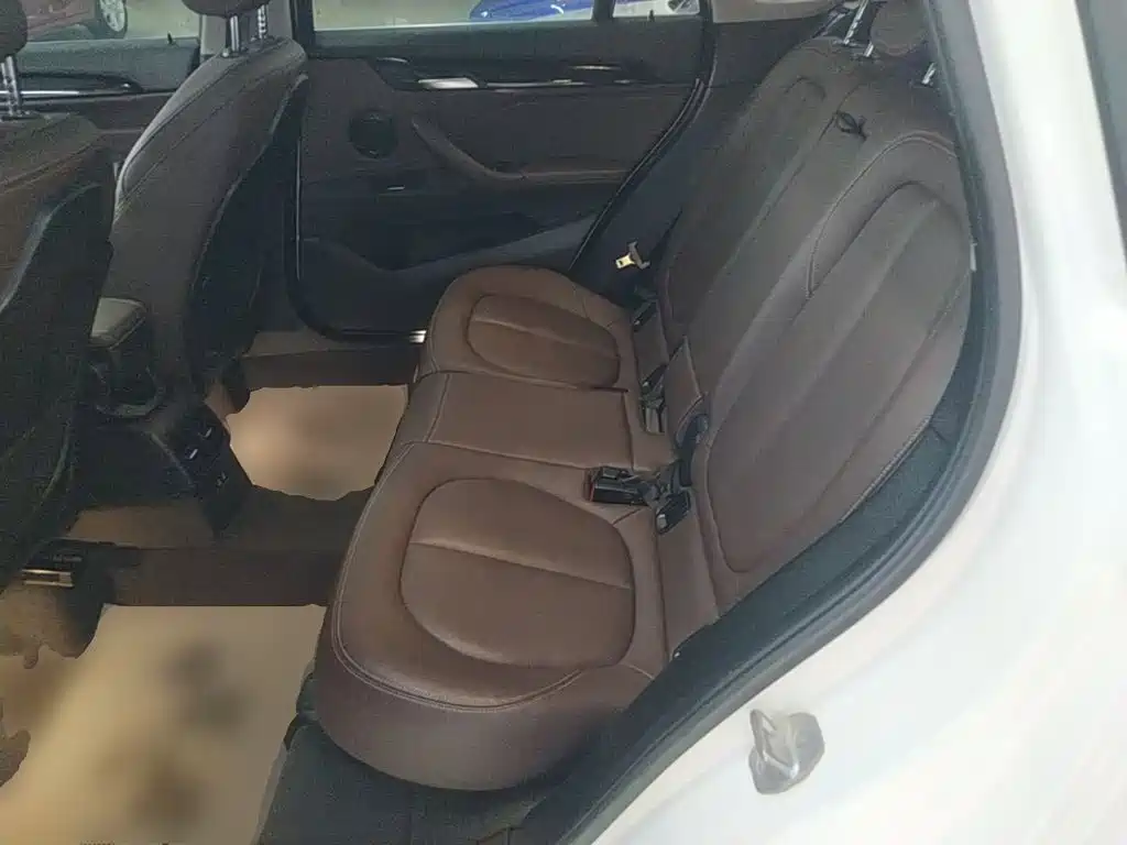 BMW X1 — миниатюра 17