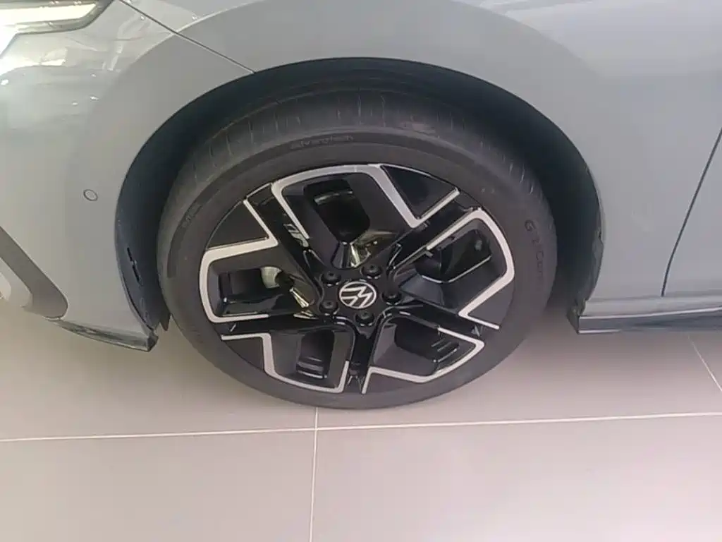 Volkswagen Golf — миниатюра 23