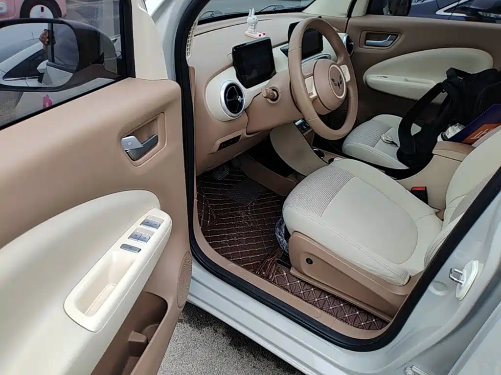 Wuling MINIEV — миниатюра 16