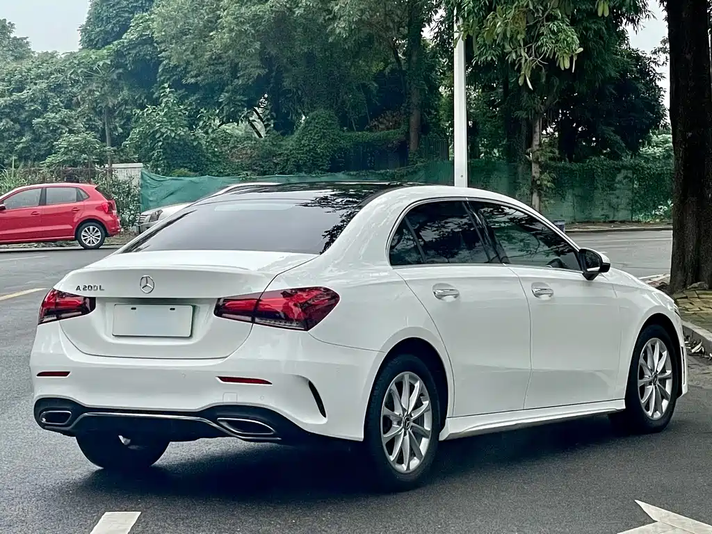 Mercedes-Benz A-Class — миниатюра 6
