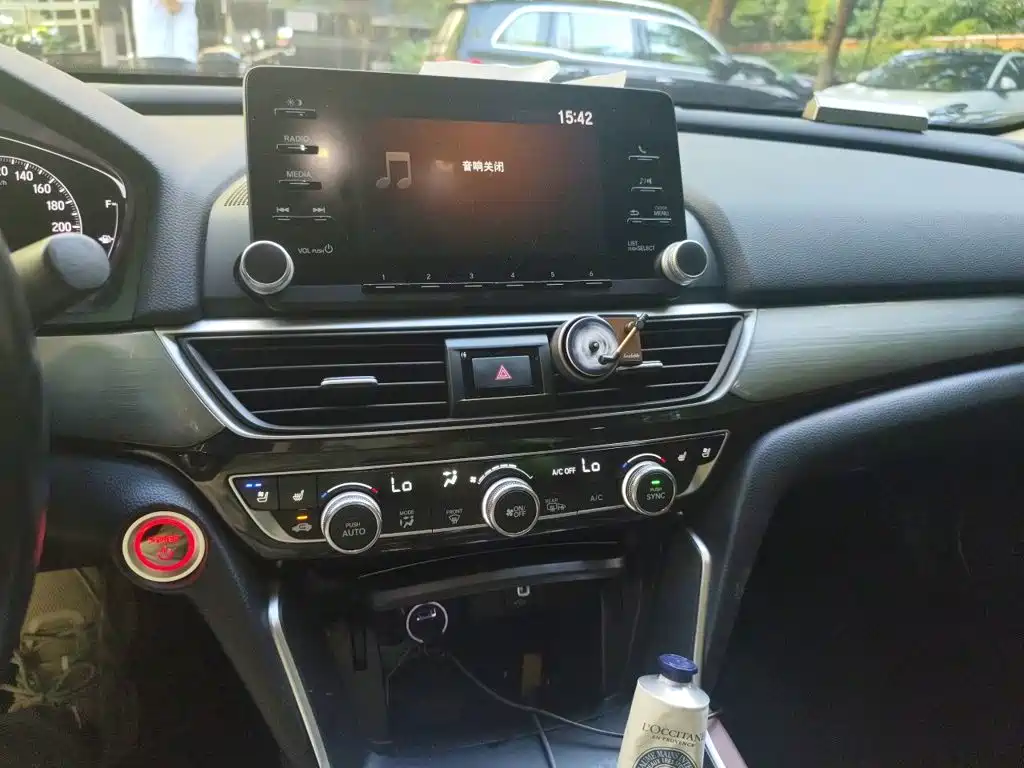 Honda Inspire — миниатюра 9
