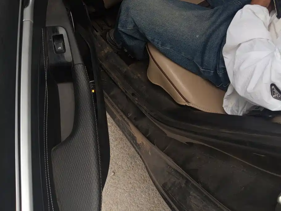 Geely Emgrand — миниатюра 11