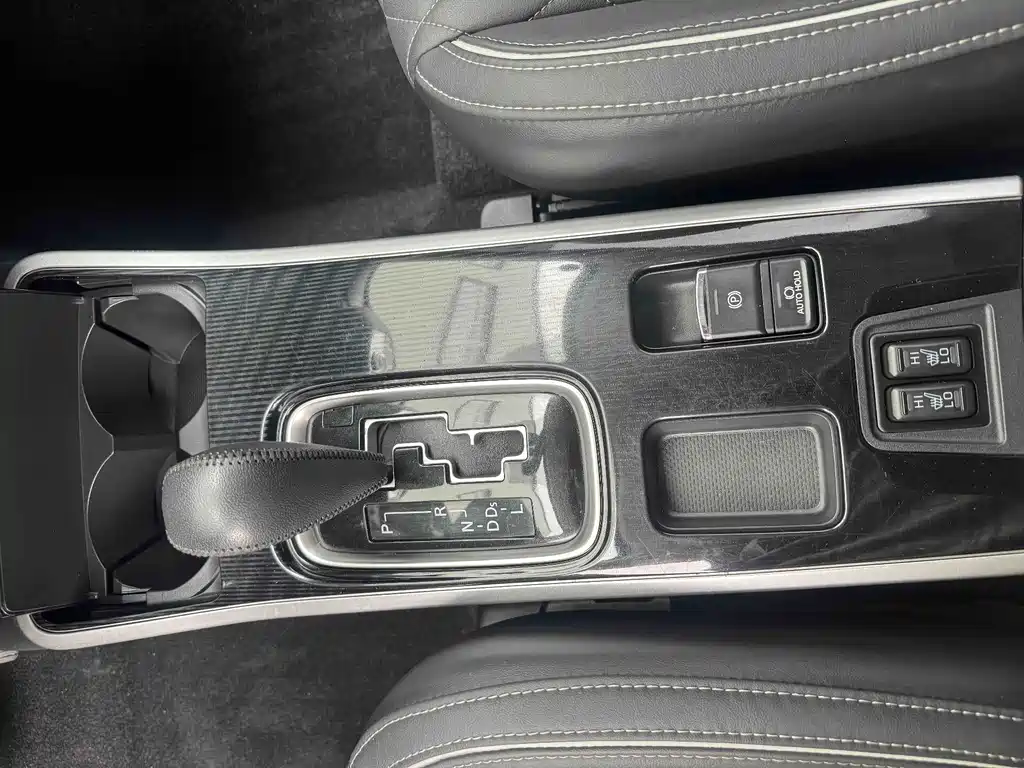 Mitsubishi Outlander — миниатюра 17