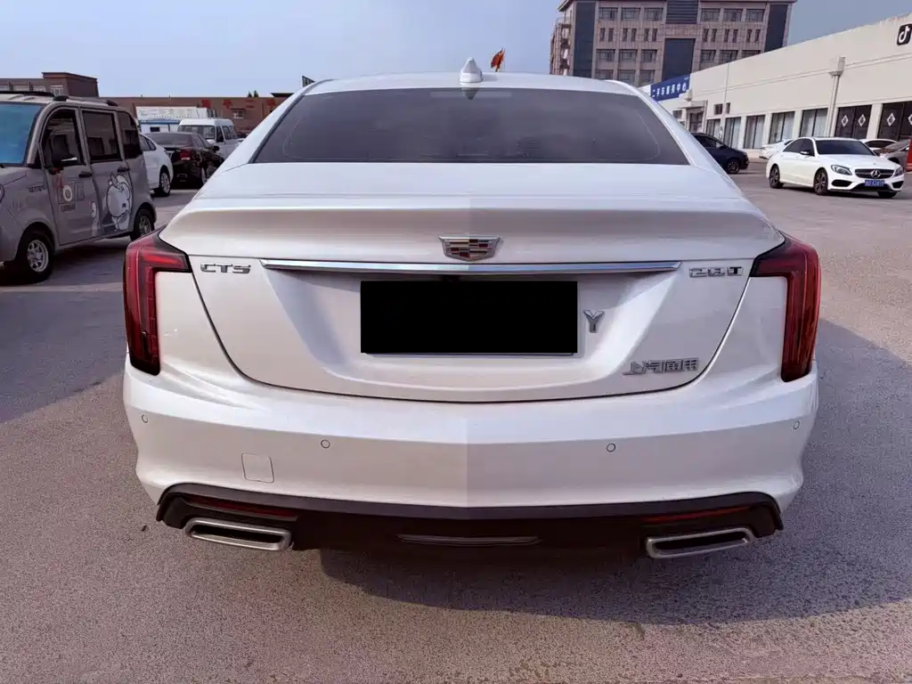 Cadillac CT5 — миниатюра 4