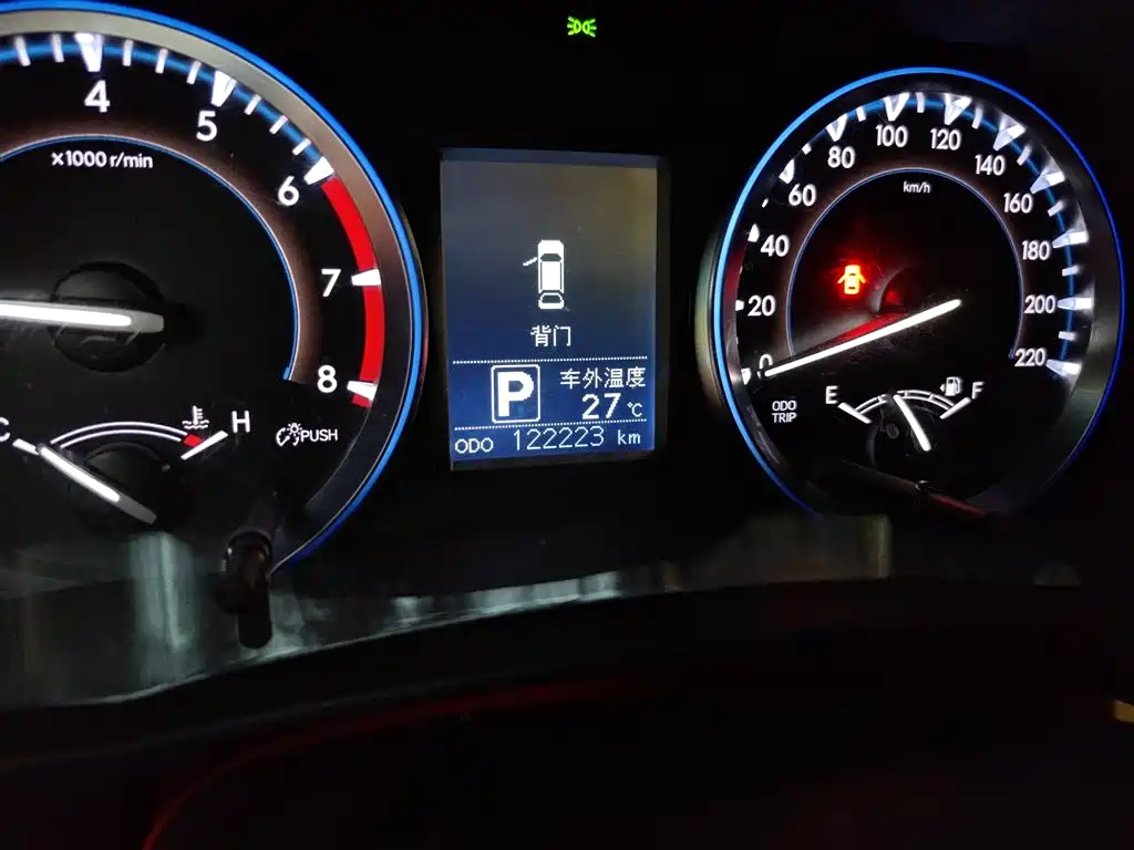 Toyota Highlander 2015 2.0T Luxury 7 мест
