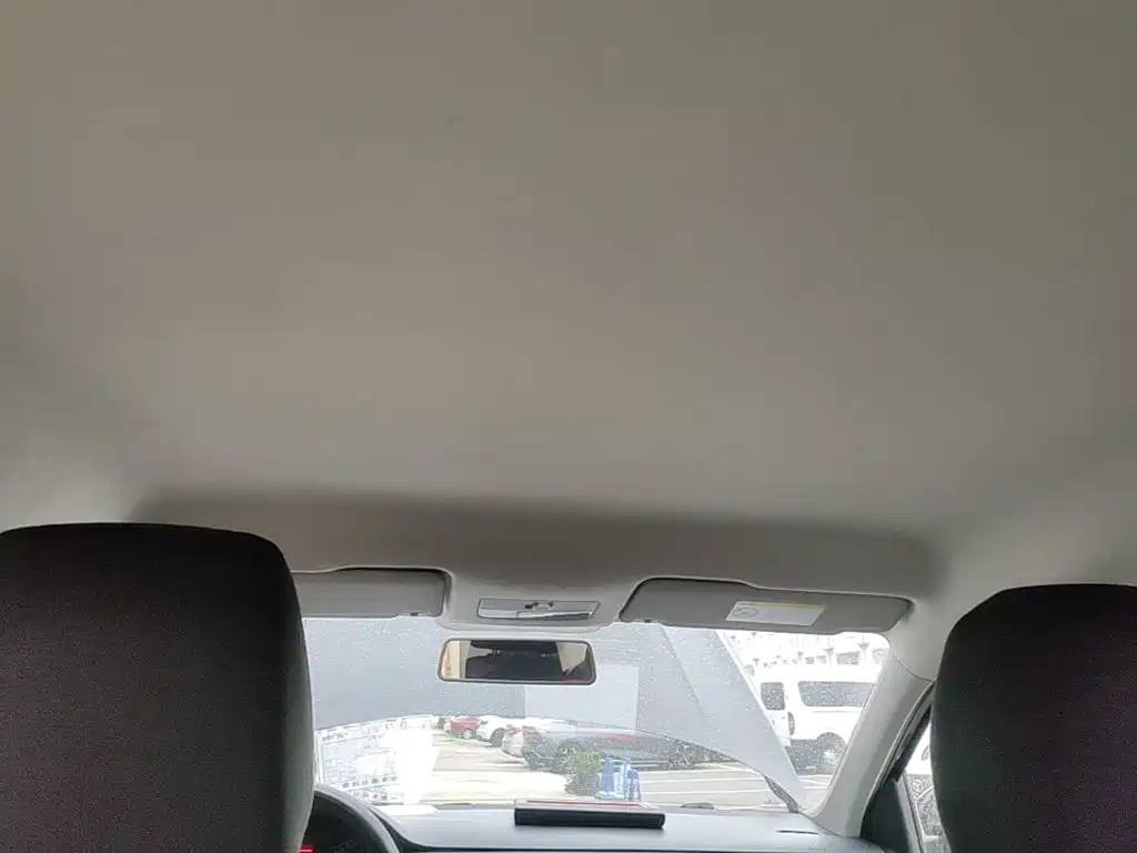 Volkswagen Santana — миниатюра 18