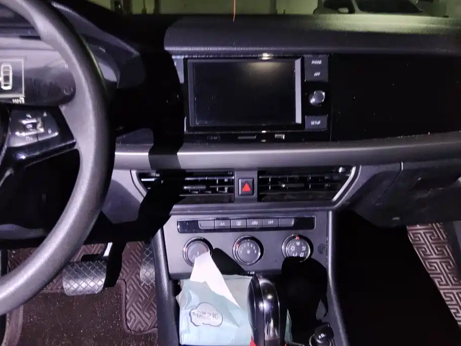 Volkswagen Lavida — миниатюра 13