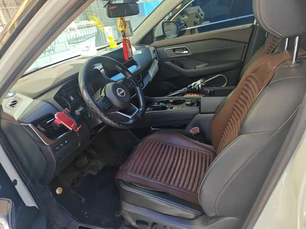 Nissan X-Trail — миниатюра 8