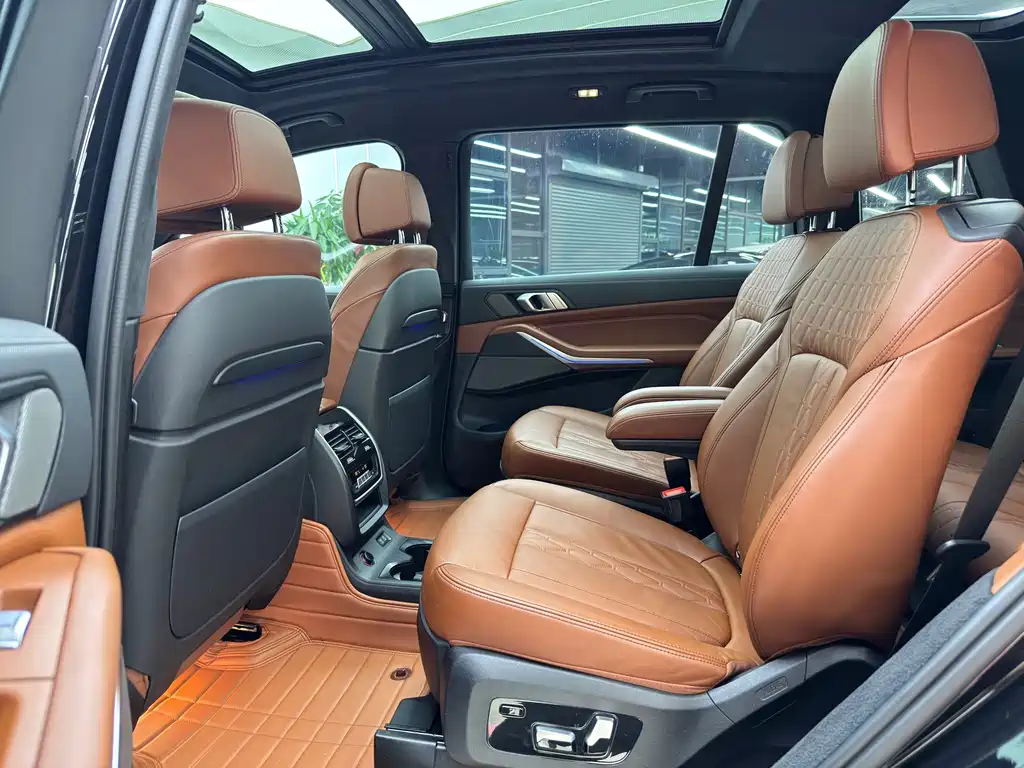 BMW X7 — миниатюра 6