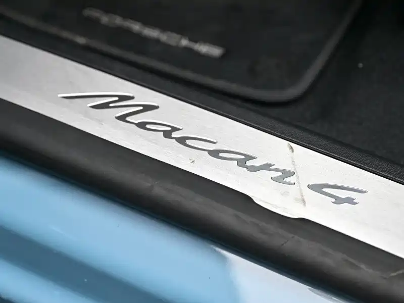 Porsche Macan EV — миниатюра 11