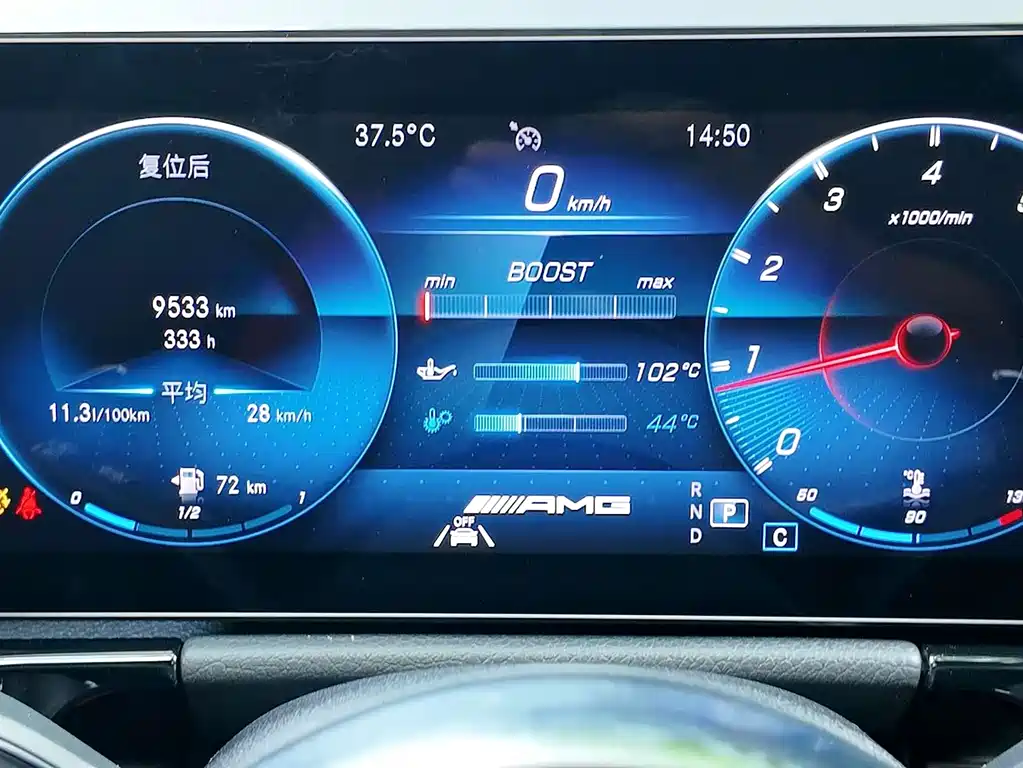 Mercedes-Benz GLA AMG — миниатюра 11