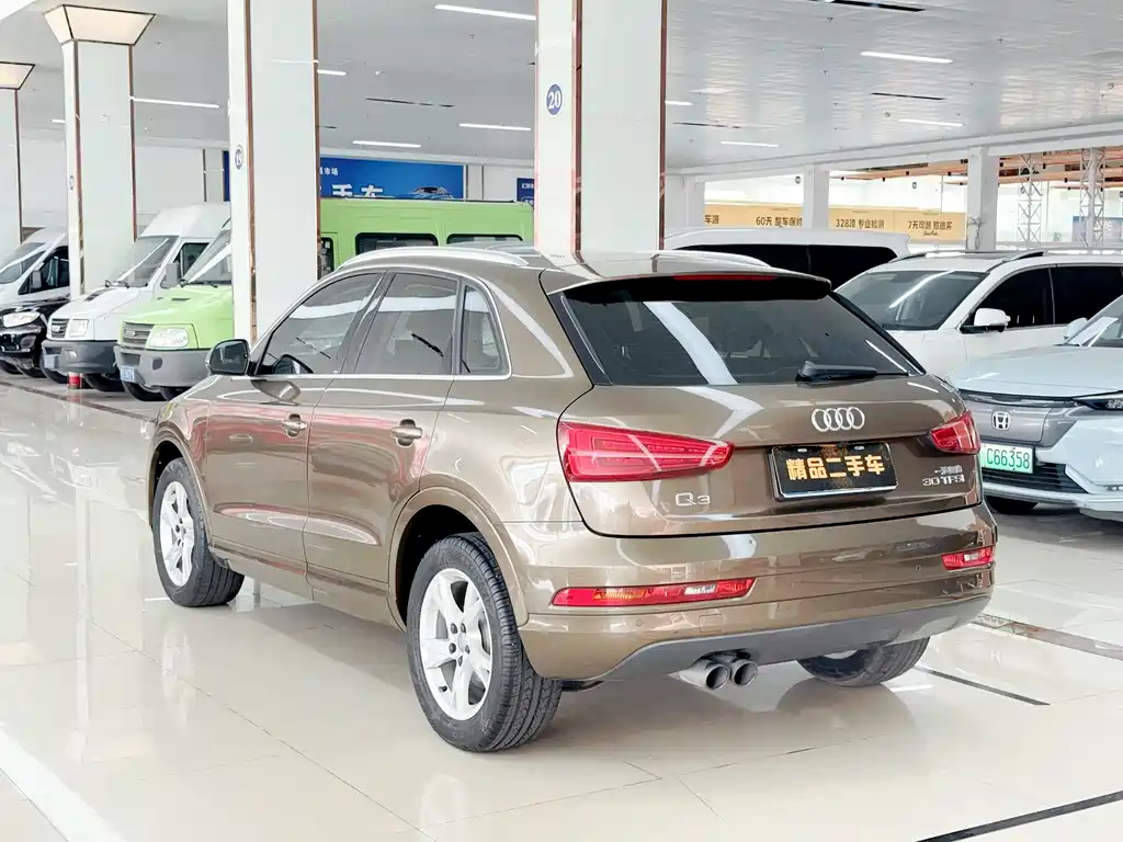Audi Q3 2016 30 TFSI Fashion