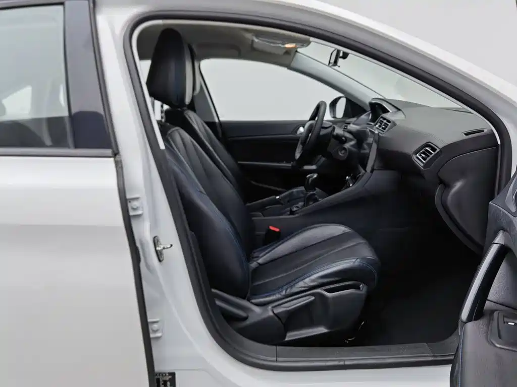 Peugeot 308 — миниатюра 23