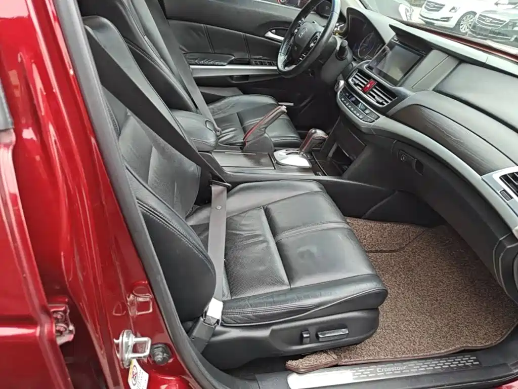 Honda Crosstour — миниатюра 25