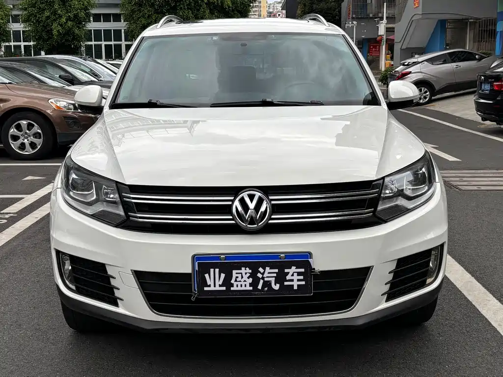 Volkswagen Tiguan 2013 2.0TSI AT Luxury
