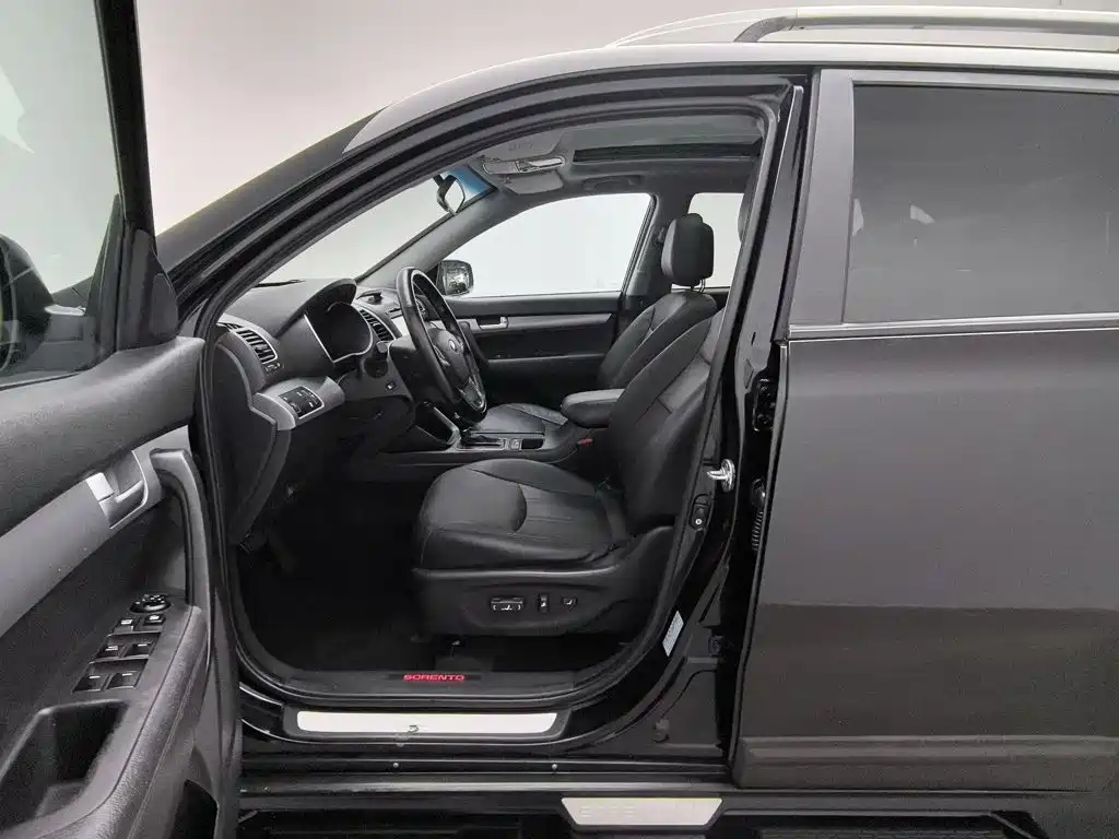 Kia Sorento — миниатюра 10