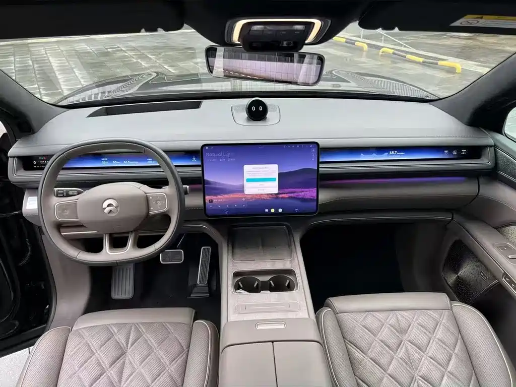 NIO ES8 — миниатюра 5