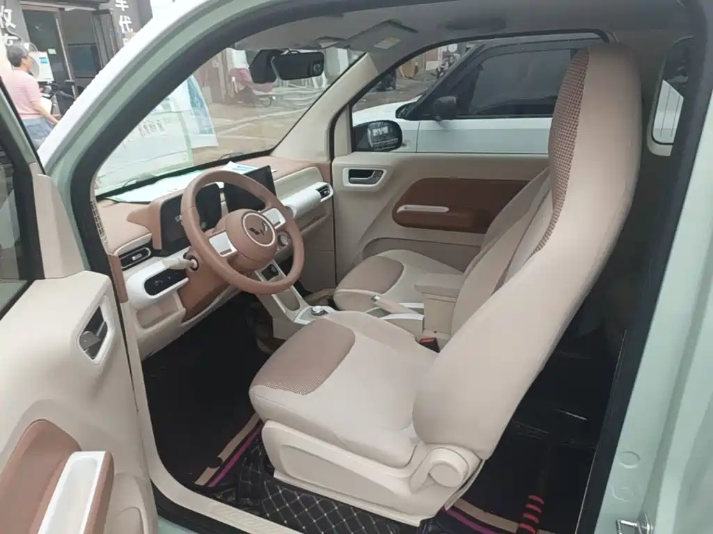 Wuling MINIEV — миниатюра 15