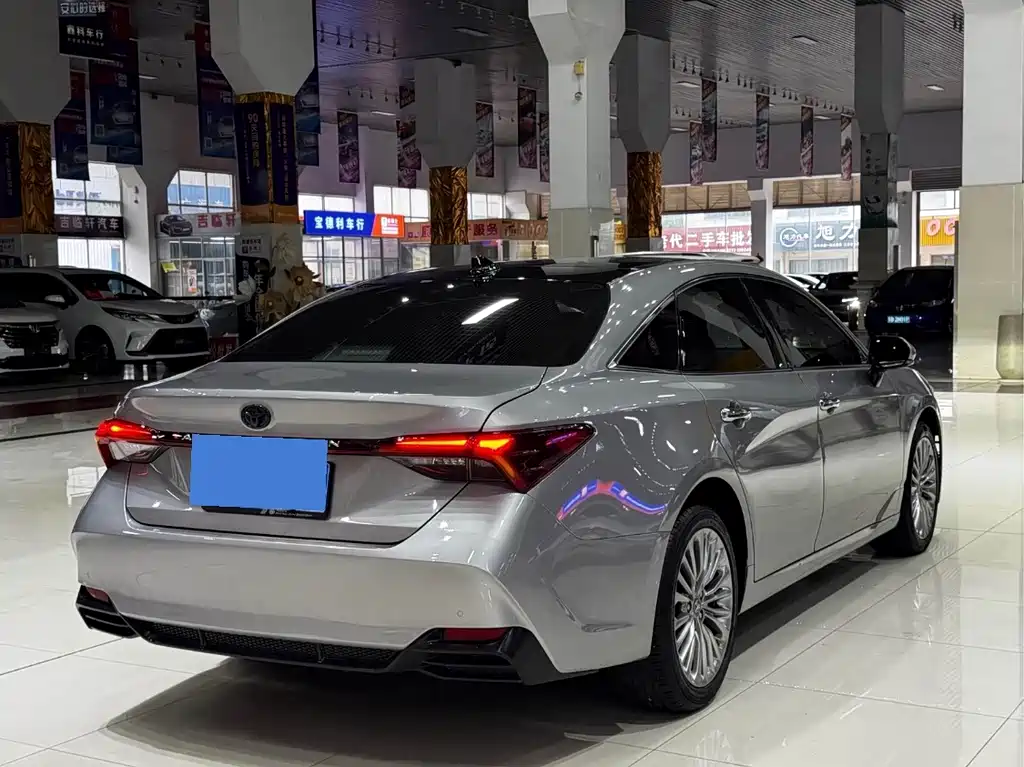 Toyota Avalon — миниатюра 17