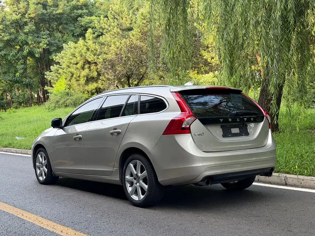 Volvo V60 — миниатюра 14